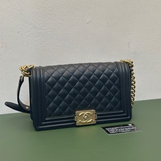 （分類：）位於 。 由 Mirror.Luxury 提交（商品編號 1453074666，圖片 1）。簡介： 。
