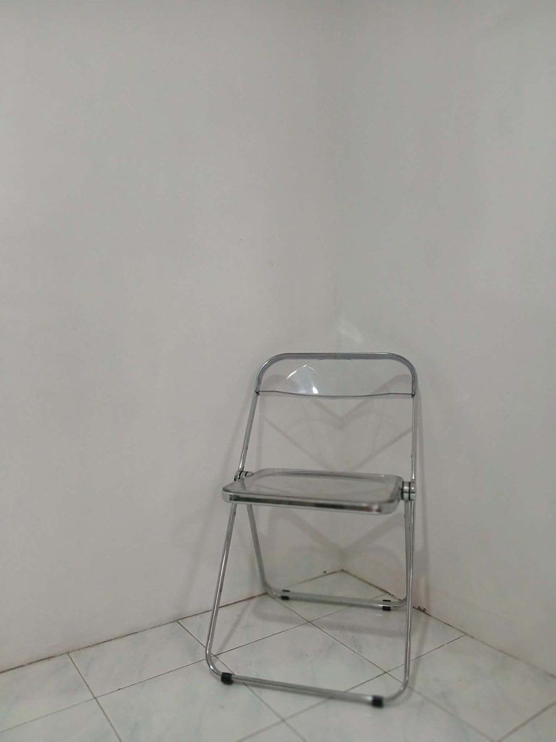 Mid century folding chair (Category: Chairs) located in Makati City. Submitted by mnldecluttering (Listing ID 1453110651, Image 1). Description: Transparent folding chair Great for small spaces Quality and sturdy Pick up: Plaridel bulacan .