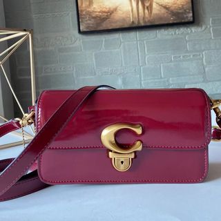 (Category: ) located in . Submitted by fancycollzstore (Listing ID 1453182669, Image 1). Description: .