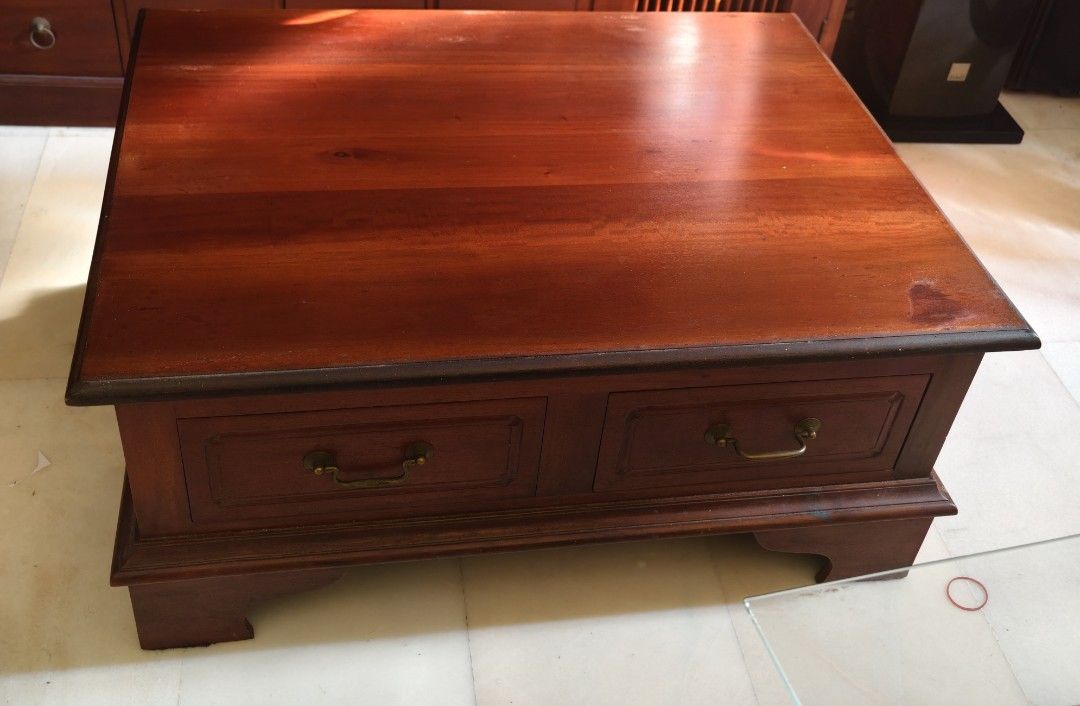 Coffee table ( Solid teak wood) (Category: Tables & Sets) located in Singapore. Submitted by gumtree25 (Listing ID 1453055721, Image 2). Description: Selling a good condition coffee table imported from Bali. cost prices US$900 comes with optional glass top- not shown in the picture.