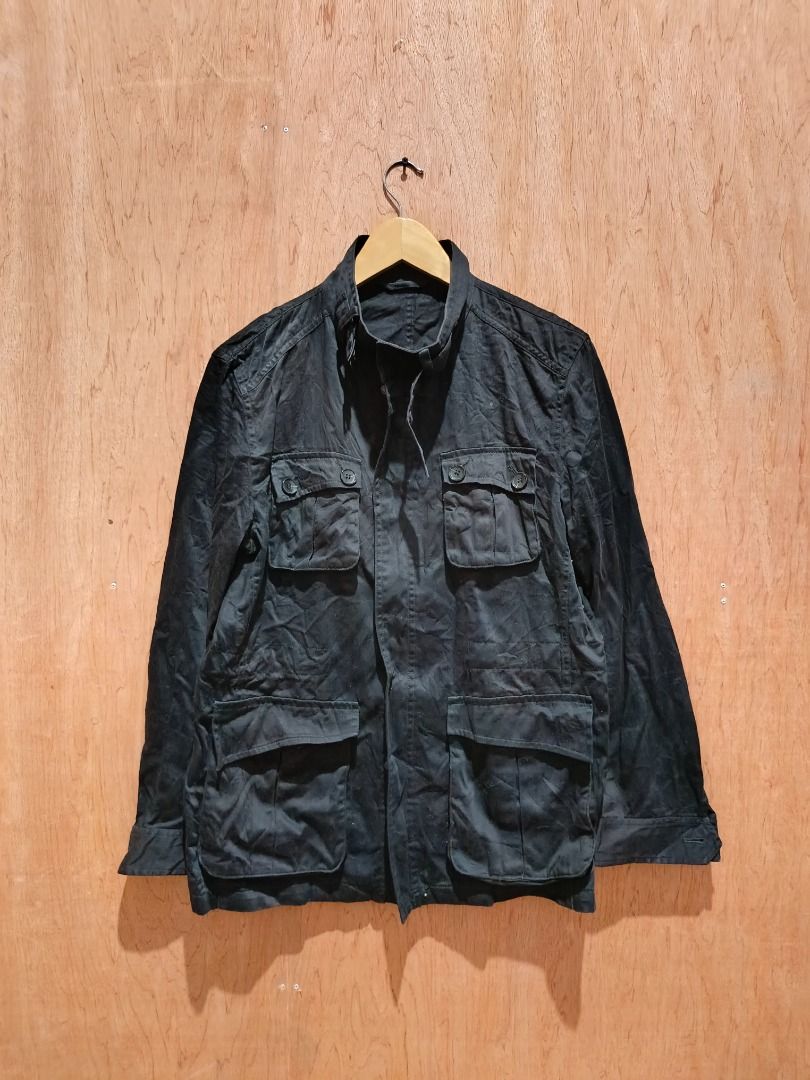 Comme Ca Ism multi-pocket jacket (Category: Coats, Jackets and Outerwear) located in Davao. Submitted by plan-b (Listing ID 1453172163, Image 1). Description: Size - XL Good condition Color rate - 9/10.