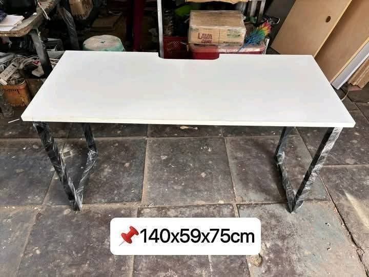 Computer Table with Metal Legs - Various Sizes Available (Category: Tables & Sets) located in Caloocan City. Submitted by urbanfirst (Listing ID 1453212699, Image 3). Description: - Simple and sturdy desk, perfect for work or study. - Available in multiple sizes to fit any space. - Features a clean, spacious surface. - Durable metal legs ensure stability. - Some models include a convenient cable management hole. - Easy to assemble, ideal for home