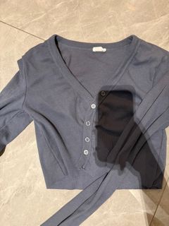(Category: ) located in . Submitted by em_hehe (Listing ID 1453210983, Image 1). Description: .