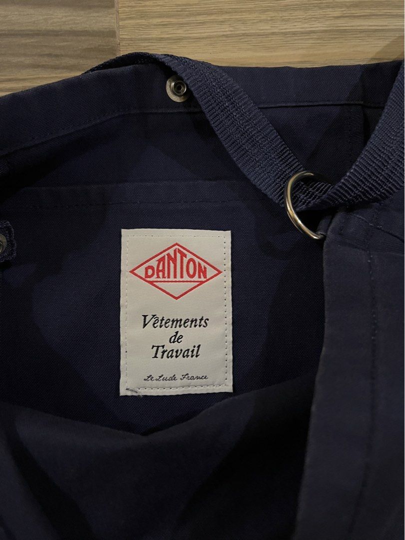 Danton 2 way canvas bag (Category: Sling Bags) located in Iba. Submitted by saploot (Listing ID 1453201652, Image 3). Description: Excellent condition Need minor cleaning No issue.
