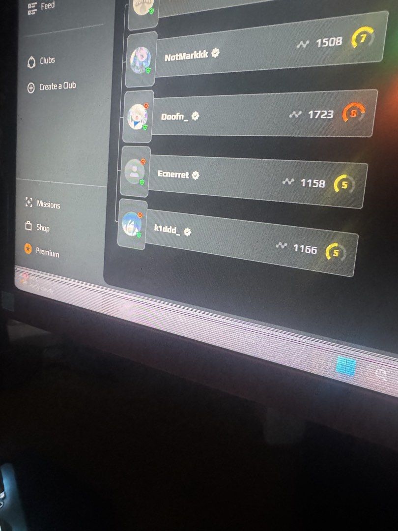 Defective AOC 144hz 24” working (Category: Monitor Screens) located in Manila. Submitted by ottie5295 (Listing ID 1453157508, Image 2). Description: .