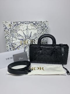 （分類：）位於 。 由 mshluxurycollective 提交（商品編號 1453128843，圖片 1）。簡介： 。
