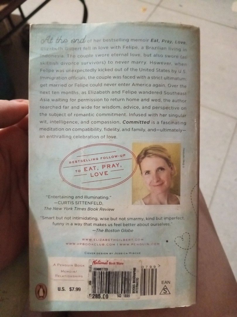 Emily Giffin & Elizabeth Gilbert Books - Something Blue & Committed (Category: Storybooks) located in Taguig. Submitted by truecat_4680cc (Listing ID 1453153798, Image 2). Description: - 'Something Blue' by Emily Giffin (Paperback) - A captivating novel. - 'Committed' by Elizabeth Gilbert (Paperback) - A compelling love story and the follow-up to 'Eat, Pray, Love'. - Ideal for readers who love contemporary fiction and inspiring memoirs. - Both bo