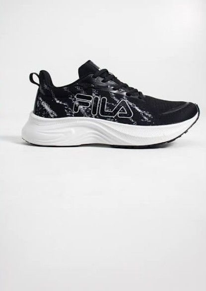Fila Lite Access Running Shoes Black White (Category: Sneakers) located in Cavite. Submitted by noblewind_d26884 (Listing ID 1453157170, Image 1). Description: Orig never been used. medyo malaki sa husband ko..