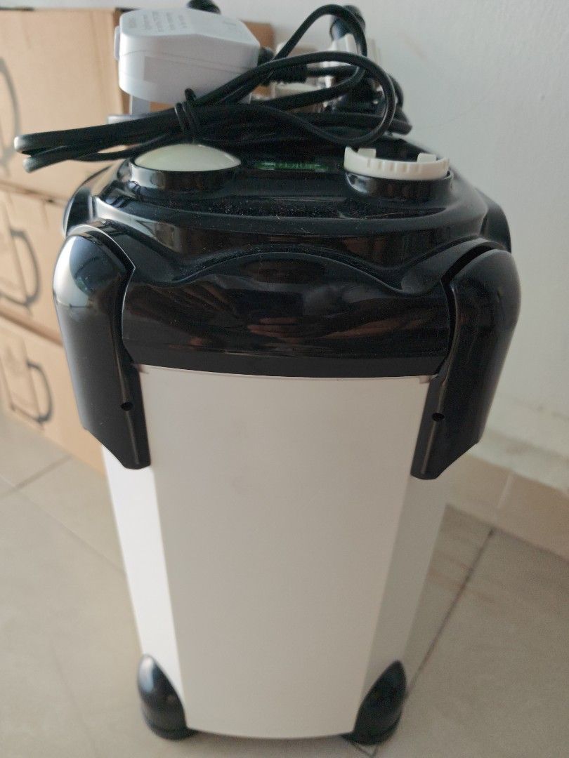 Filter pump (Category: Health & Grooming) located in Singapore. Submitted by skippybao (Listing ID 1453076845, Image 3). Description: upgraded to bigger capacity thru this posting .