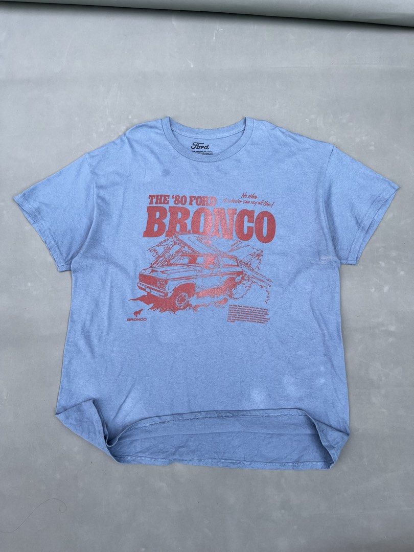 Ford Bronco 1980 Shirt (Category: Tshirts & Polo Shirts ) located in Quezon City. Submitted by kentstuff (Listing ID 1453132469, Image 1). Description: 250 Size XL On Tag Shoulder-Hem : 30” Pit-Pit : 23.5” Condition: Excellent CR: 9.8/10 Flaws: ❌ Needwash DISCLAIMER: This is a thrifted item. All brands, logos, and trademarks belong to their rightful owners. We’re here to rehome great pieces — no brand affiliation intended..