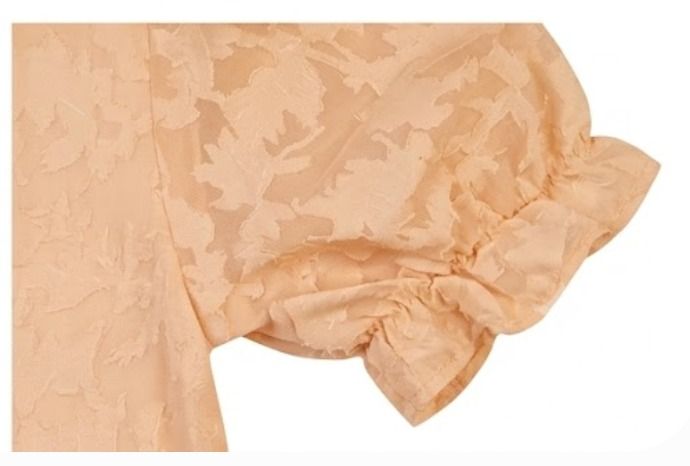 Forme Top Size Medium (Category: Luxury Apparel) located in Davao. Submitted by pickystuff (Listing ID 1453099085, Image 3). Description: Never used, washed only Medium Size.