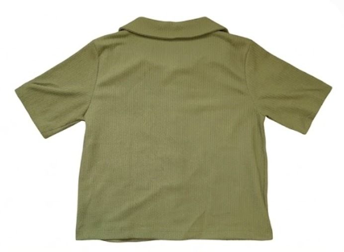 Forme with Collar Top Oliver Green Medium (Category: Luxury Apparel) located in Davao. Submitted by pickystuff (Listing ID 1453096764, Image 2). Description: Never use, washed only Medium Size Malambot ang tela.