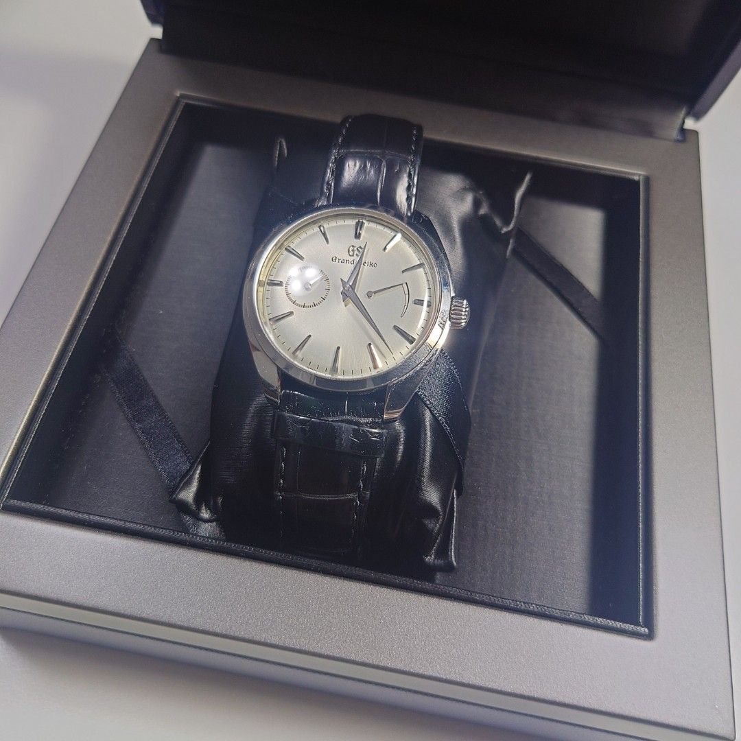 Grand Seiko SBGK007 - Elegance Collection (Category: Luxury Watches) located in Makati City. Submitted by ppomidyar (Listing ID 1453165397, Image 2). Description: Elegance Collection. Acquired Aug 2022 at SM Aura Seiko. Calibre 9S63 Manual winding. 39mm. 2022 model..