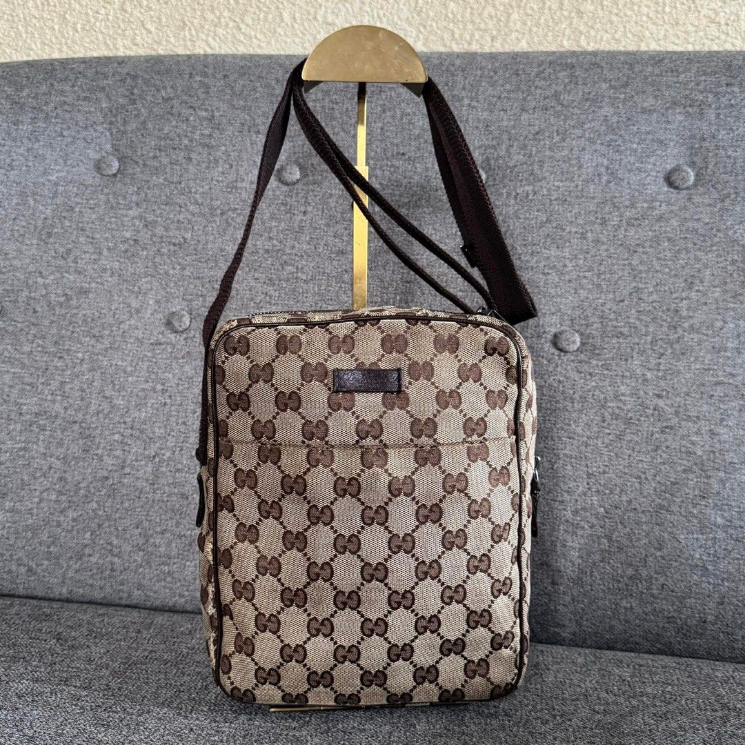 Gucci GG Monogram Canvas Crossbody Bag (Category: Luxury Bags & Wallets) located in Madrid. Submitted by jhunaceee (Listing ID 1453181145, Image 1). Description: - Authentic Gucci Crossbody Bag May issue rubs Di masyado kita Bag only.