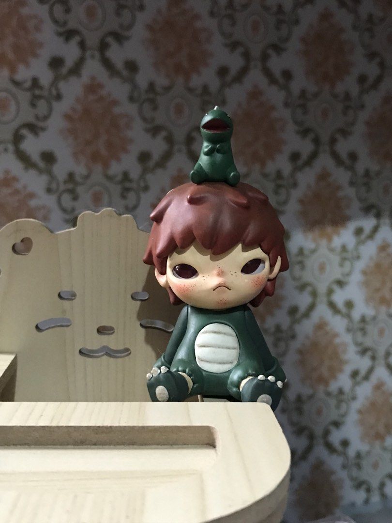 Hirono Little Mischief (Category: Designer & Blind Box Toys) located in Valenzuela. Submitted by mikuneko (Listing ID 1453226289, Image 2). Description: .