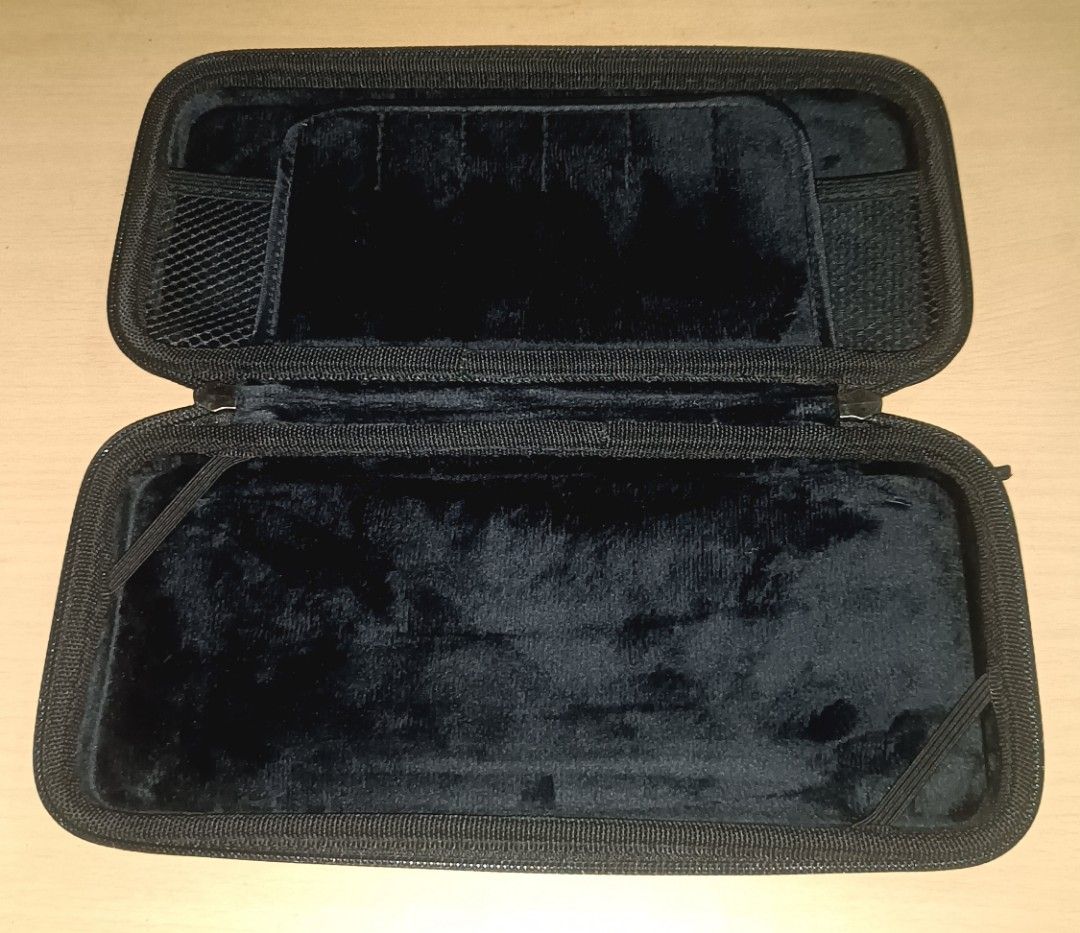 Iine Original Nintendo Switch Oled Hard Case Unused (Category: Cases & Covers) located in Pasay City. Submitted by gamelect_hub (Listing ID 1453228232, Image 2). Description: Sale Nintendo Switch Oled Case Authentic Unused Iine Brand No box Price: 150php Actual Photo Posted ALL AUTHENTIC ORIGINAL Location: Pasay Meetups, baclaran, sm sucat, taft edsa, MOA or via Book like lalamove grab toktok etc standard shipping Outside MM Via LBC only Payment: