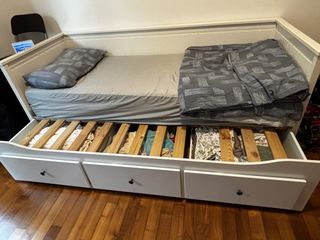 (Category: ) located in . Submitted by arsahm (Listing ID 1453157376, Image 1). Description: .