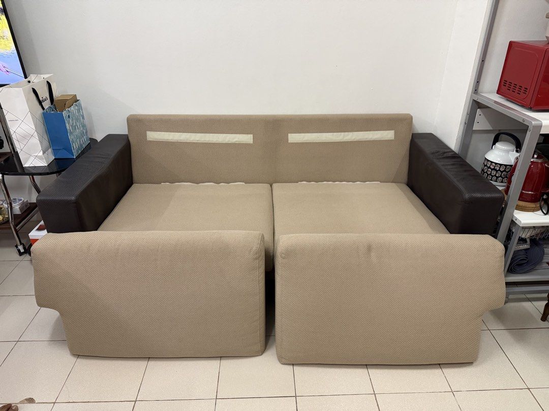iloom Cubis 3-Seater Sofa (Category: Sofas) located in Manila. Submitted by jcbagio20 (Listing ID 1453201302, Image 2). Description: Selling an authentic iloom Cubis (HCS070X) 3-seater sofa featuring beige textured fabric cushions, dark brown perforated leatherette armrests, and sturdy metallic legs. Dimensions Overall (W x D x H): 76.4” x 33.5” x 33.5” Seat Height: 15.7” Key Details Materials: 85% Polyester / 15% Viscose fabric, synthetic leathe