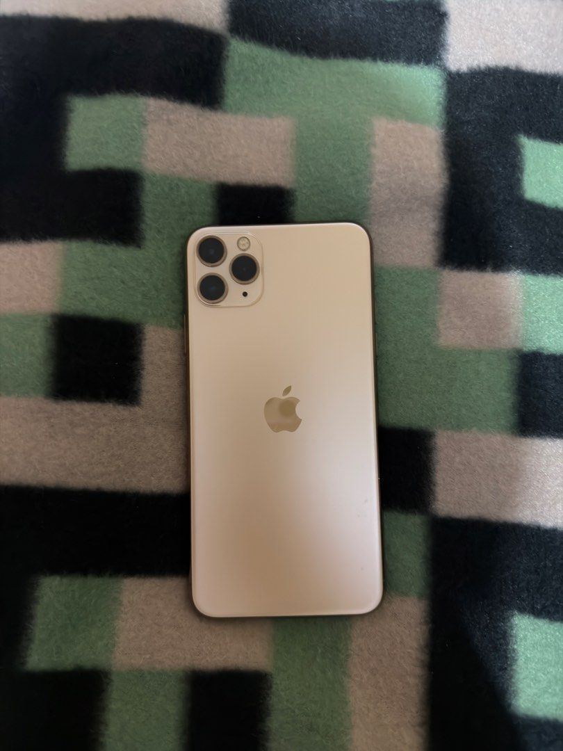 iPhone 11 Pro Max Gold (With Freebies) (Category: iPhone 11 Series) located in Bacoor. Submitted by trufflealmondfudge (Listing ID 1453075973, Image 1). Description: iPhone 11 Pro Max Gold 64GB (With Freebies) ☑️ 93% Battery Health ☑️ 64GB Storage ☑️ No Sim Restrictions ☑️ No History of Repair ☑️ Face ID and Truetone working ☑️ All cameras working ☑️ With Tempered Glass ☑️ No issues, ready to use ☑️ iOS 18.7.1 but compatible for iOS 26.5 Inclusio