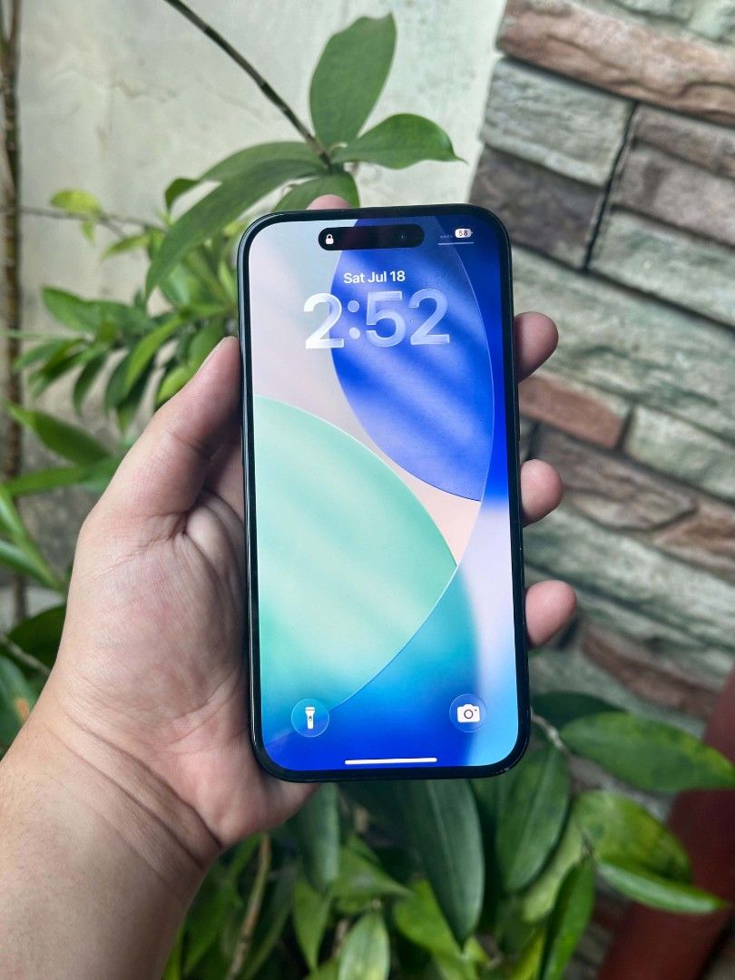 IPHONE 15 (Category: iPhone 11 Series) located in Marikina City. Submitted by johnlegend99 (Listing ID 1453137736, Image 2). Description: Iphone 15, UNIT and case only, Zp/a 79% BH 128gb any sim.