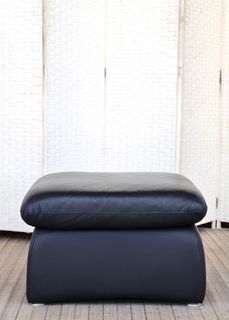 (Category: ) located in . Submitted by FurnitureGallery (Listing ID 1453223898, Image 1). Description: .