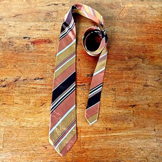 (Kategori: ) berada di . Dikirim oleh select_item (ID iklan 1453139381, Gambar 1). Deskripsi: .