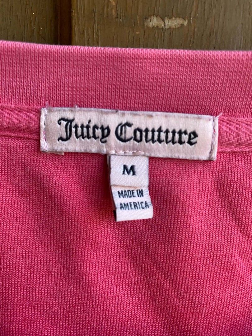 Juicy Couture pink velour sweatshirt (Category: Longsleeves) located in Cabuyao City. Submitted by PHdowner30 (Listing ID 1453053763, Image 2). Description: FOR SALE ONLY Juicy Couture pink velour sweatshirt Size: M ( 20x24 ) Excellent condition Authentic P400 + SF negotiable Pm.