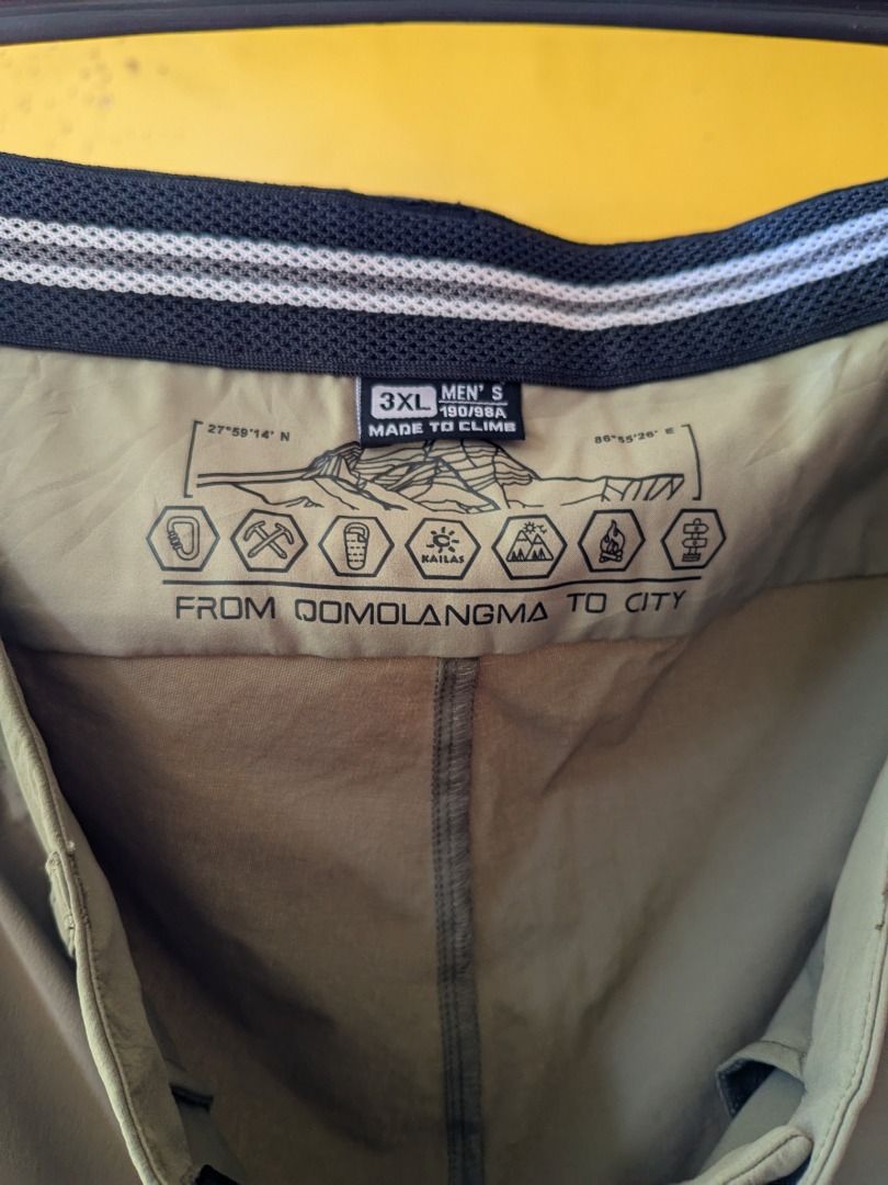 KAILAS Men's Hiking Pants (Category: Trousers) located in Mambajao. Submitted by growex (Listing ID 1453077022, Image 2). Description: - Brand: KAILAS - Size: Men's 3XL - Color: Olive Green - Model: "From Oomolongma to City" - Features: Drawstring waist, zippered pockets - Ideal for: Hiking, outdoor activities, climbing - Material: Check label for details dimensions 37-38 x 43.