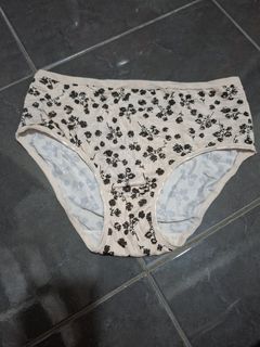 (Category: ) located in . Submitted by dani27122023 (Listing ID 1453217711, Image 1). Description: .