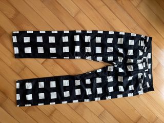 （分類：）位於 。 由 markbowen 提交（商品編號 1453069180，圖片 1）。簡介： 。