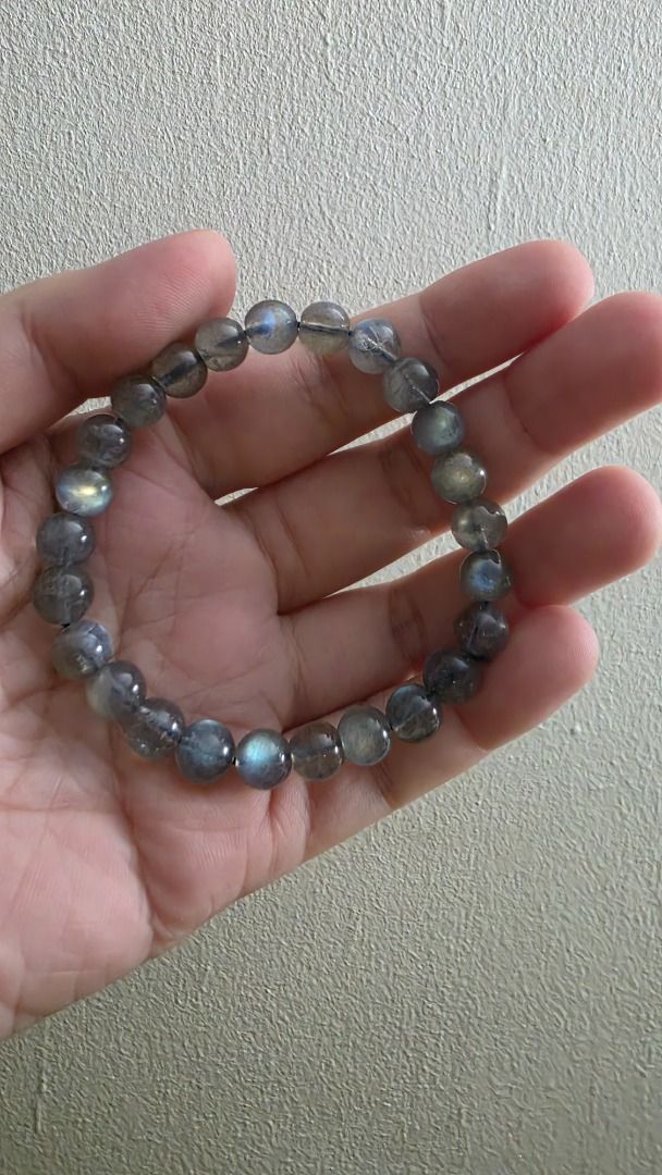 Labradorite Bracelet (Category: Bracelets) located in Makati City. Submitted by magsff (Listing ID 1453058593, Image 1). Description: * Labradorite with white flashes * Guides you through transitions, helping you let go of the past and embrace new beginnings * Enhances focus, memory, and understanding, making it perfect for students and professionals * Stimulates creativity and imagination, inspiring originality and bright ideas * Protects and st