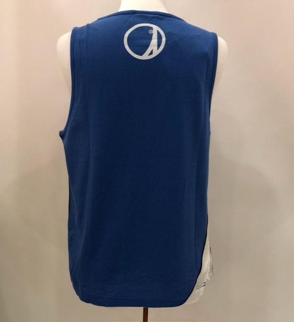 Levis y2k Engineered Vintage Sleeveless!!!! (Category: Tshirts & Polo Shirts ) located in Dimiao. Submitted by knsclothingapparel_2025 (Listing ID 1453205912, Image 3). Description: Levis Engineered y2k Vintage Authentic/ legit. Medium size 20 by 26 dimension, balikbayan box from USA. No issue on print still excellent condition. Tambak sa storage box. Dm for more details!!!.