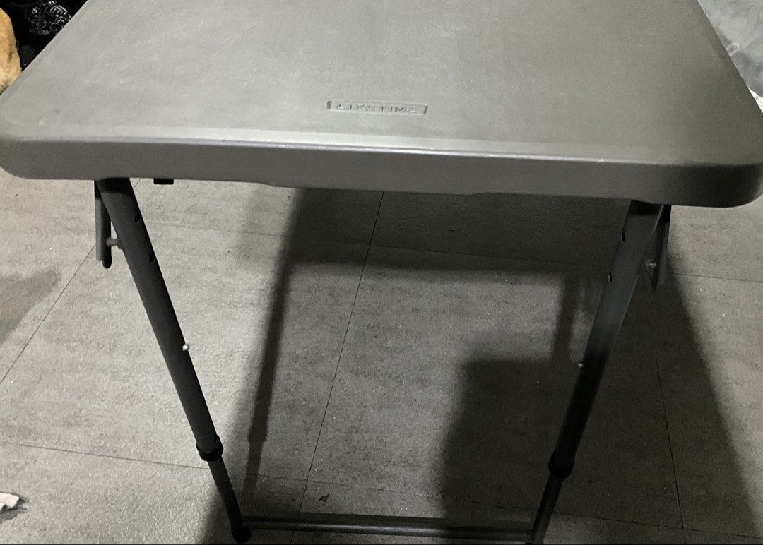 Lifetime foldable table (brown) (Category: Outdoor Furniture) located in Makati City. Submitted by bastetandfriends (Listing ID 1453161659, Image 3). Description: Sturdy and foldable table.