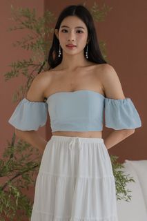 (Category: ) located in . Submitted by bluenchantedcloset (Listing ID 1453225344, Image 1). Description: .