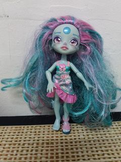 (Category: ) located in . Submitted by fiyami (Listing ID 1453167471, Image 1). Description: .