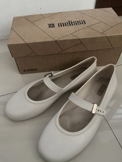(Kategori: ) berada di . Dikirim oleh wardrobetta (ID iklan 1453062870, Gambar 1). Deskripsi: .