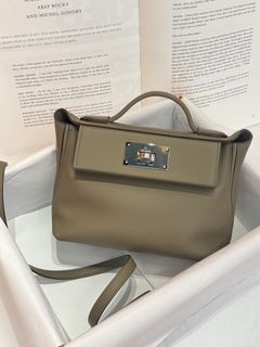 （分類：）位於 。 由 santini_luxury 提交（商品編號 1412296974，圖片 1）。簡介： 。