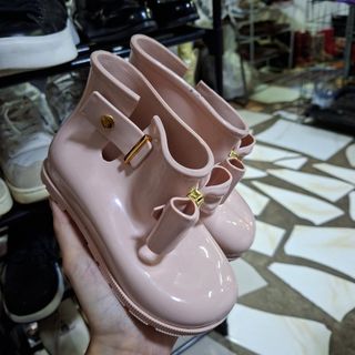 (Category: ) located in . Submitted by leehanfinds (Listing ID 1453053155, Image 1). Description: .