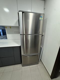 (Category: ) located in . Submitted by kilerm (Listing ID 1453147263, Image 1). Description: .