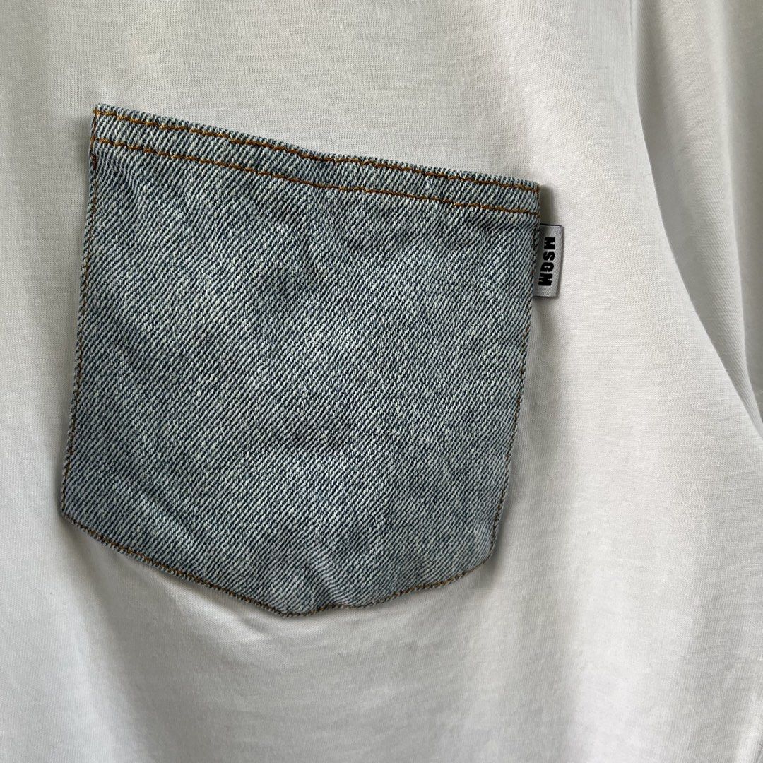 MSGM TURTLE NECK (Category: Shirts) located in Manila. Submitted by flippinn (Listing ID 1453100018, Image 3). Description: Small 18.5W 27L Dirt stains Lalamove or J&t Express + Shipping fee.