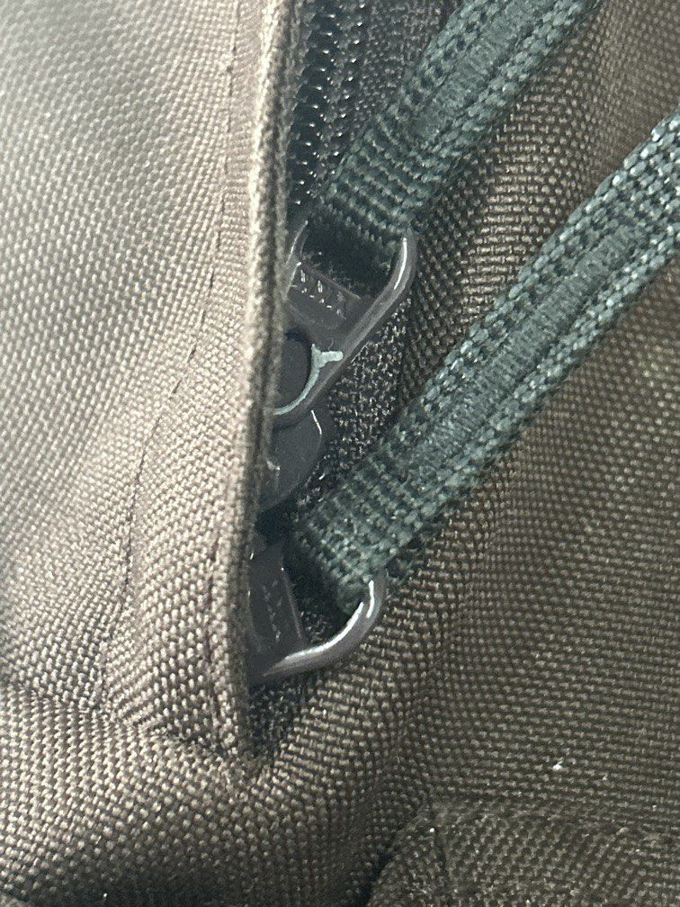 Muji less tiring water repellent polyester brown backpack (Category: Backpacks) located in Malolos. Submitted by risen___ (Listing ID 1453105842, Image 3). Description: From Japan Surplus .