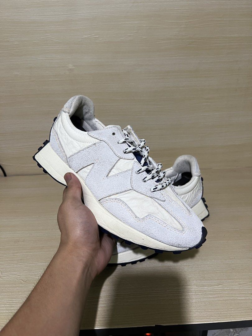 New Balance 327 cream/blue (Category: Sneakers) located in Baguio. Submitted by zyddd014 (Listing ID 1453165556, Image 3). Description: Nb 327 blue/cream 9.5US/27.5cm Excellent *Removed sz tag right shoe Legit @1200 Baguio .