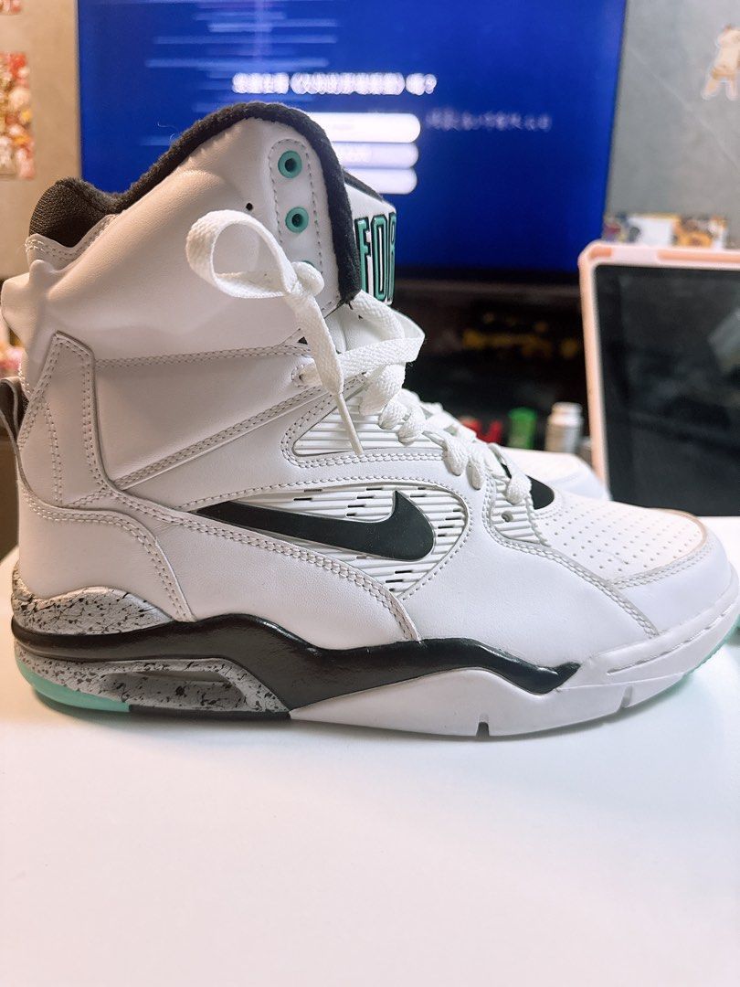Nike air command force”Hyper Jade” （分類：波鞋）位於 Hong Kong。 由 fwyying 提交（商品編號 1453208672，圖片 2）。簡介： 100% new and real Size:41 之前搬屋掉左鞋盒，購自尖沙咀門市。