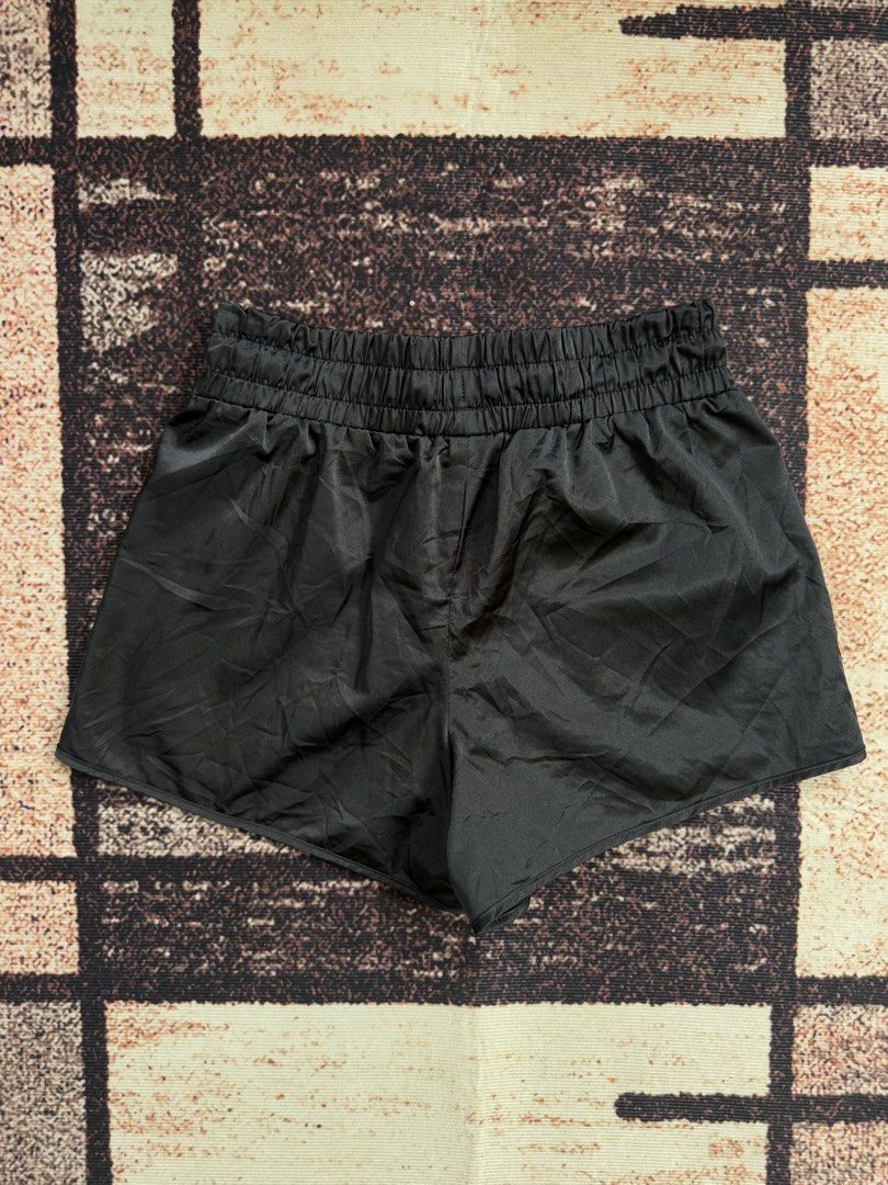 Nike air satin womens short (Category: Shorts) located in Abulug. Submitted by jv1122 (Listing ID 1453086653, Image 2). Description: nike air satin womens short no issue 24-34 waist 12 length .