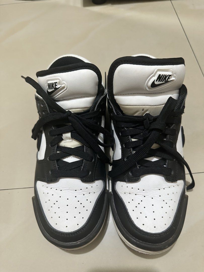 Nike Dunk Low Black White Sneakers (Category: Sneakers) located in Manila. Submitted by docards1102 (Listing ID 1453219590, Image 2). Description: - Classic black and white Nike Dunks -Panda.
