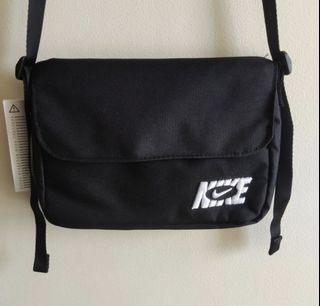 (Category: ) located in . Submitted by abcd101 (Listing ID 1453199590, Image 1). Description: .