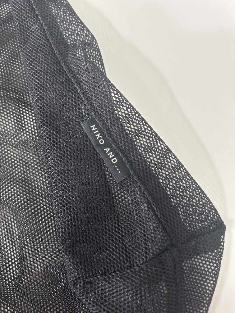 Niko and black mesh bag (Category: Sling Bags) located in Malolos. Submitted by risen___ (Listing ID 1453101629, Image 2). Description: From Japan Surplus.