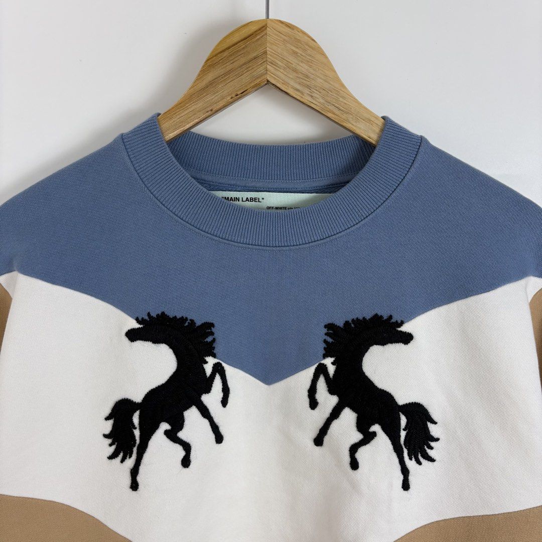 Off White Twisting Horses Cropped Crewneck (Category: Coats, Jackets and Outerwear) located in Calamba. Submitted by 2muchclothes_ (Listing ID 1453159282, Image 2). Description: Measurements Size: XXS Width: 21.5 Length: 21 Shoulder: 18.5 Sleeve: 26 Materials: 100% Cotton 100% Polyester Made In: Portugal Condition: 9.5/10 Flaws: None .