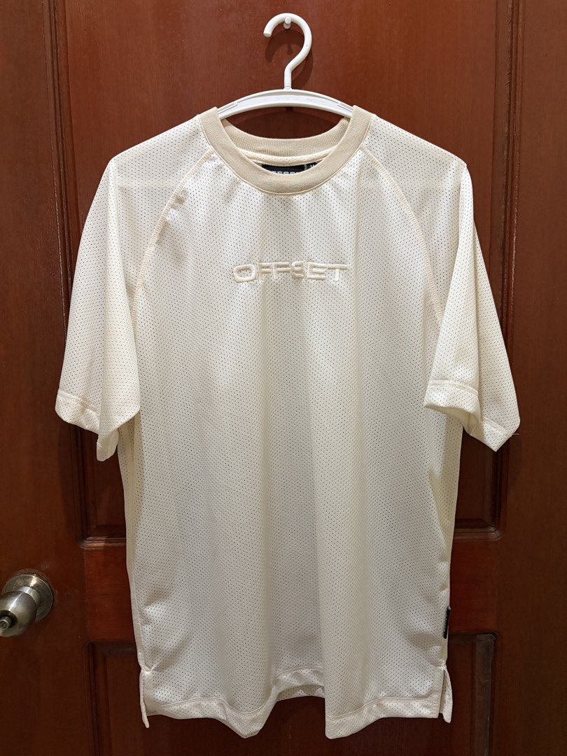 Offset jersey (Category: Tshirts & Polo Shirts ) located in Manila. Submitted by stealss (Listing ID 1453055519, Image 1). Description: 23 x 29 Fitted only .