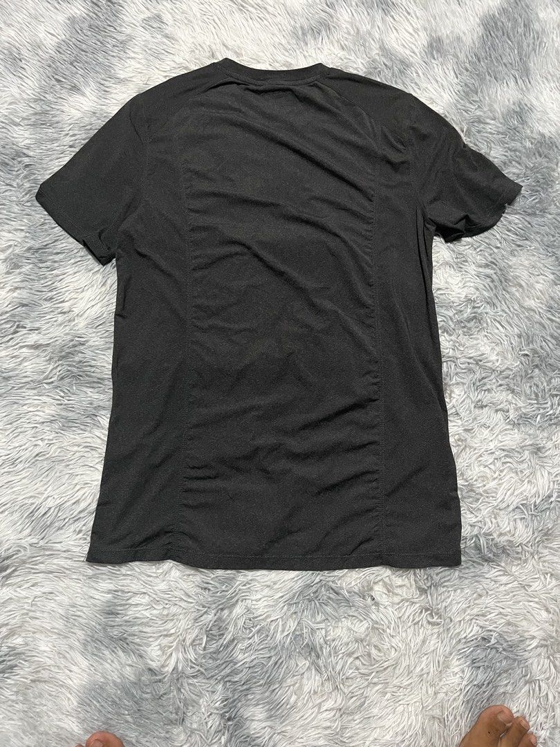 Outdoor Research Mecho Tee Shirt (Category: Tshirts & Polo Shirts ) located in Sasmuan (Sexmoan). Submitted by winterclothes.ph (Listing ID 1453217682, Image 3). Description: Outdoor Research Mecho Tee Shirt L on tag Width 18 Length 26 Excellent Condition.